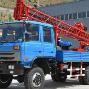 4x4トラックによって取付けられる試錐孔の訓練機械42KW 250M深さ