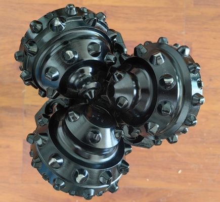 6 3/4&quot;懸命のIadc517 Tricone穴あけ工具のGranity 171mm密封された軸受け
