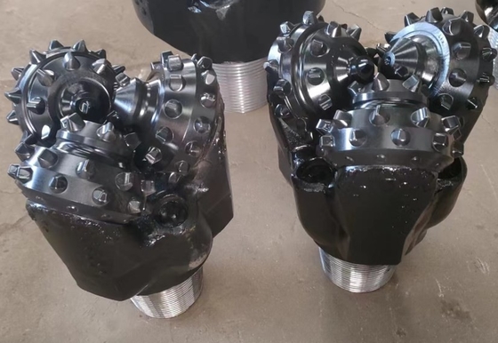 井戸掘削および石油採掘用の 8 1/2 インチ Tci トリコーン ビット