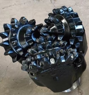 Api 標準トリコーン ローラー ビット 14 3/4 インチ Iadc 127 鋼歯