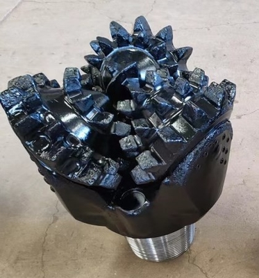 14 3/4 '' Iadc117g 石油掘削および地質掘削用鋼歯トリコーン ロック ビット
