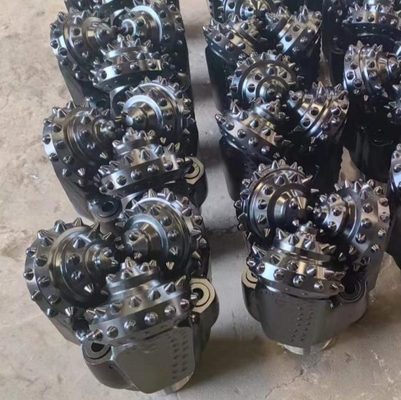 200mm IADC545 空気掘削 トリコーンロックビット 鉱山掘削プロジェクト