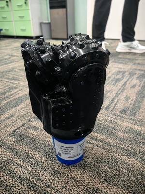 IADC637 6 1/2インチ トライコーン ロック ビット 供給者 API 鋼歯 TCI トライコーン 粘土 ビット 水井 掘削 ビット