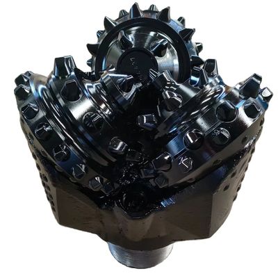 トリコーンビット 水井の掘削 穴の掘削