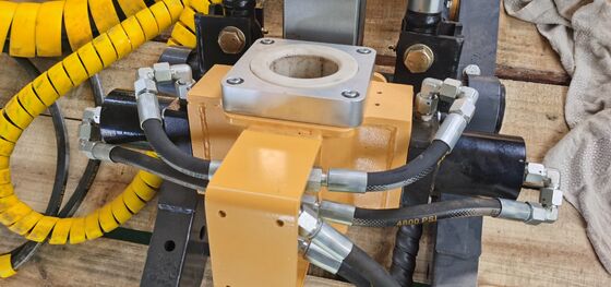 交通の便の悪い山間部での使用に最適なコアドリル/掘削リグ GL300